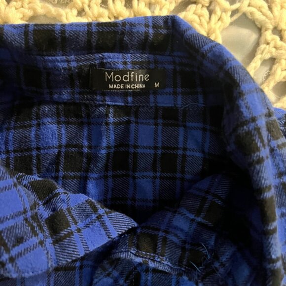 NWOT Modfine Sz‎ Medium Long Sleeve Button Down Blue Navy Plaid Casual Shirt C08 - Picture 3 of 5
